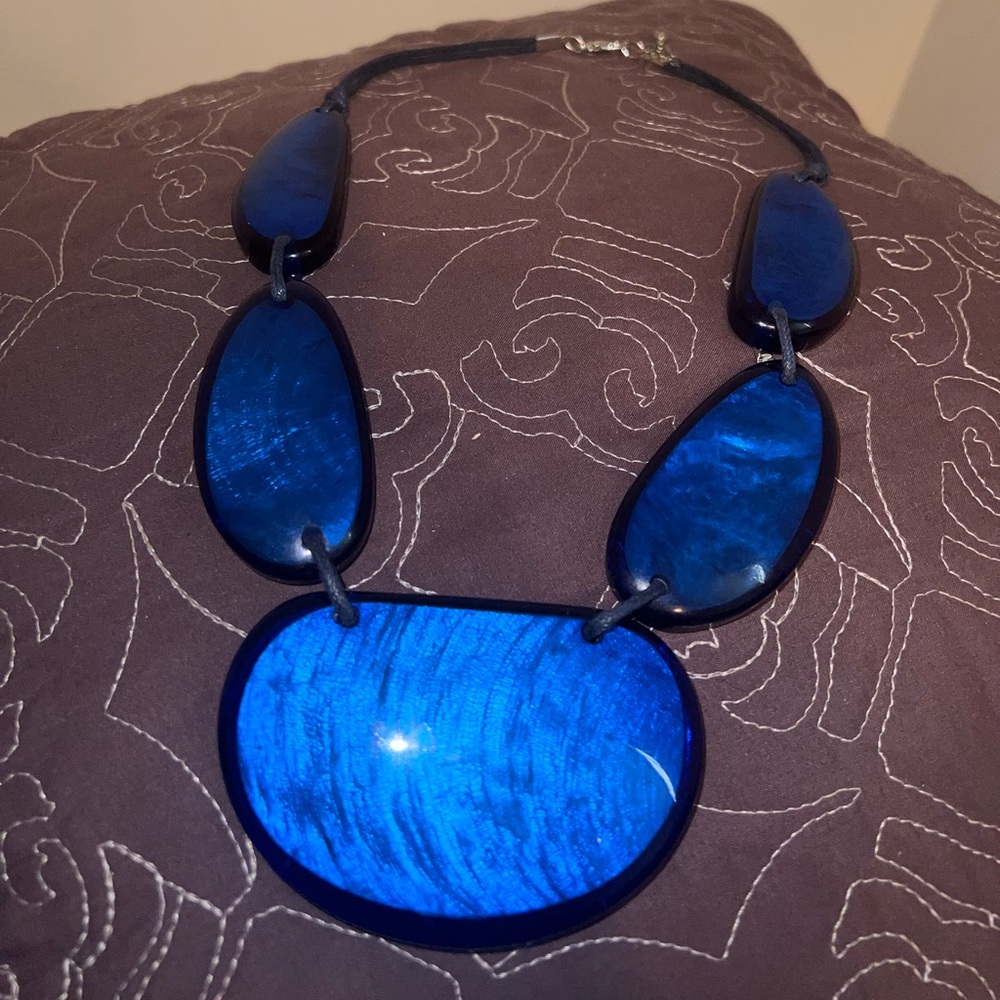 Bold Statement Beautiful Royal Blue Bead Necklace - Picture 3 of 11